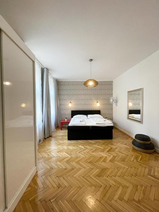 Old Town Square 4* Praha