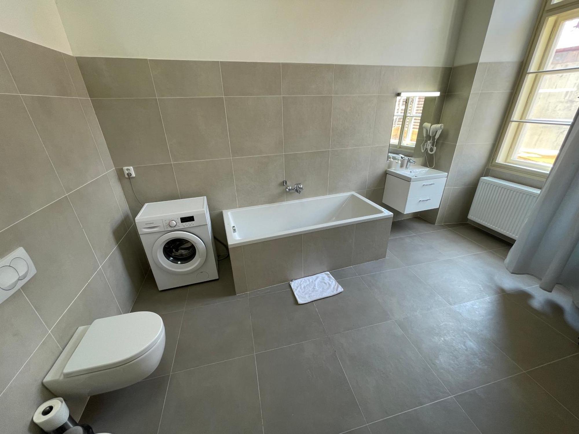 Apartahotel Old Town Square 4*